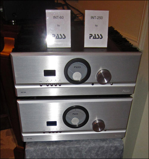 CES Picture - Pass Labs INT-60 & INT -250.jpg CES Picture - Pass Labs INT-60 & INT -250.jpg